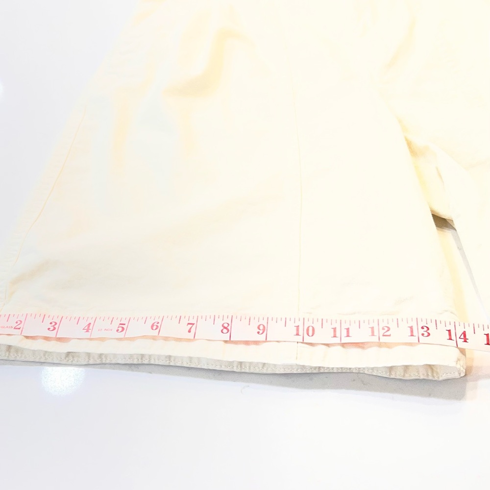 The Tourist Short by Everlane, Size 10 - Picture 7 of 11